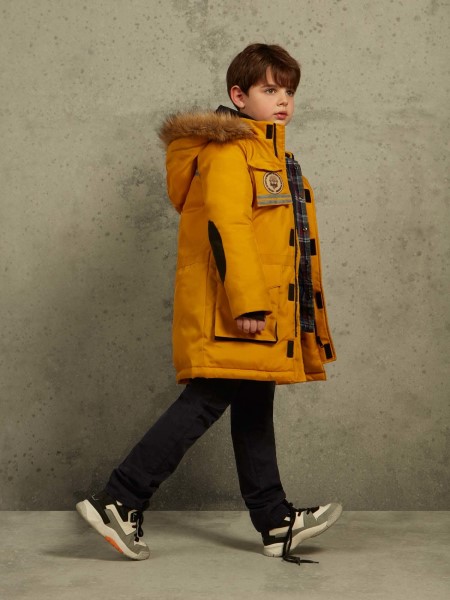 Narancssárga Hiszem Bolt A Megjelenés