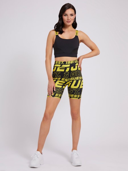 Bolt A Megjelenés Fekete Hiszem