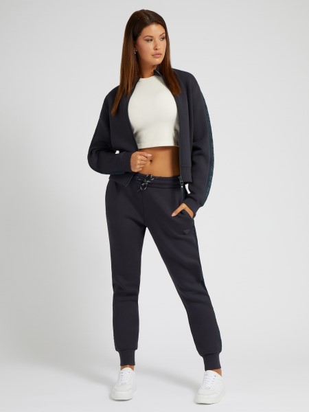 Bolt A Megjelenést Sötétszürke