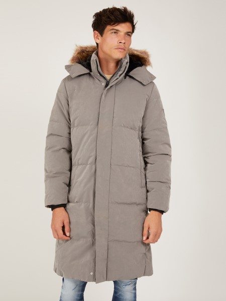 Barna Guess Párnázott Kabát Kapucnival