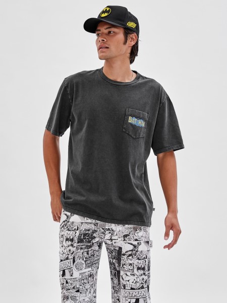 Hiszem, Fekete, Több Batman Háton Nyomott Póló