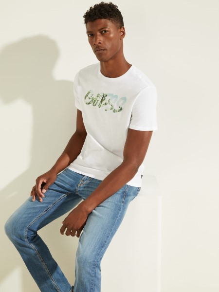 Fehér Logós Elülső Póló Tipp