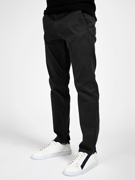 Slim Fit Nadrág Több Fekete Tipp