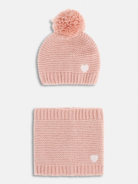 Rózsaszín Kalap és Kalap Meg Hiszem