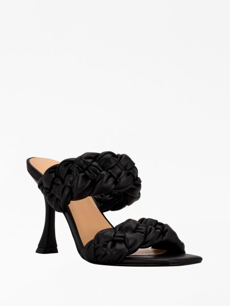 Hiszem, Fekete Harlie Fonott Sarkú öszvérek