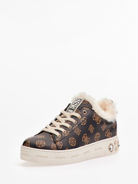 Gondolom Barna Műszőrme Szegecses Tornacipő