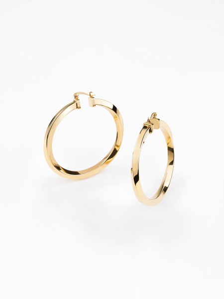 "karika Nem Hazudik" Fülbevaló Tippelje Több Arany