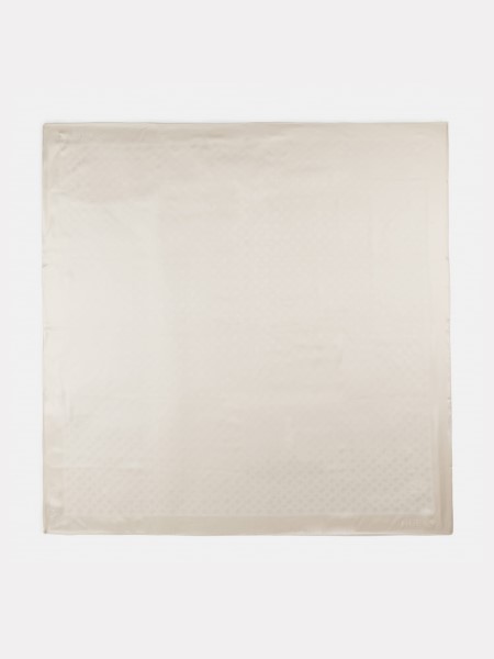 Bea 4g Bazsarózsa Logó Kefiah Hiszem Fehér