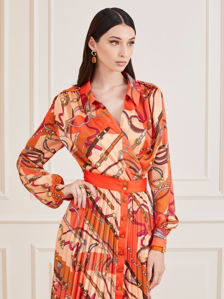 Marciano Az Egész Testet Kitalálja A Narancssárga árnyalatait