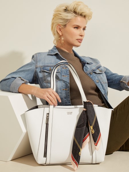 Hiszem Jensen Selyemsál Szén